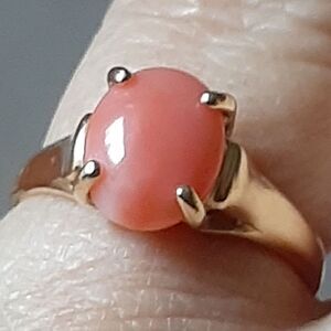 14k solid yellow gold pink angel skin coral ring size 8.25 8 1/4 large vintage